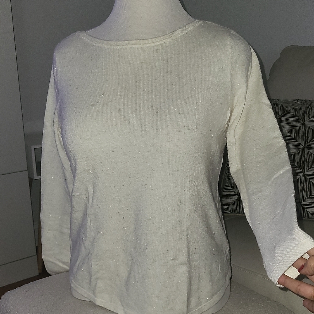 Chico's Ivory Long Sleeve Boatneck Minimalist TOP Size 1 (M) Cashmere Blend.